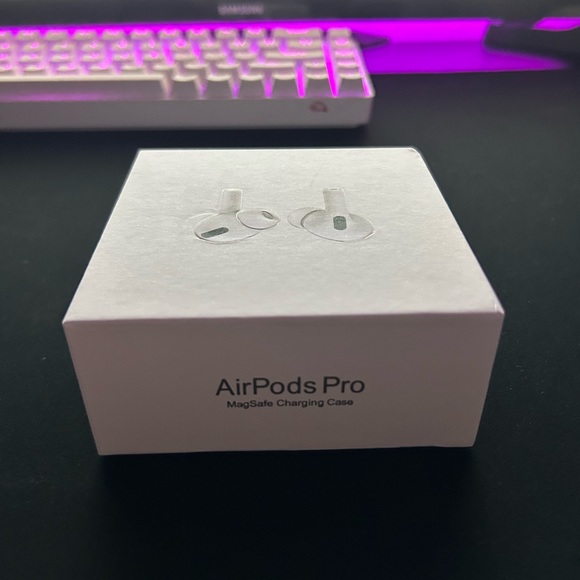 Air pods pro gen 1 - Picture 3 of 7